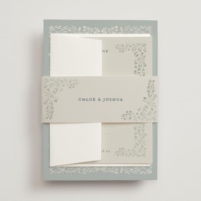 "Floral Romance" - Belly Bands in Something Blue by Gwen Bedat - Assembled with Invitation