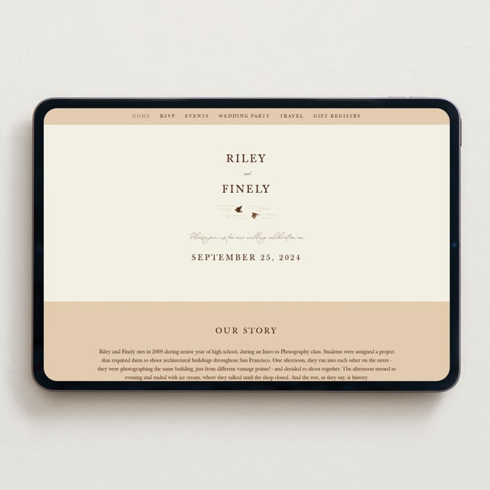 "In the country" - Wedding Website in Chestnut by Paper Sun Studio - Desktop Design