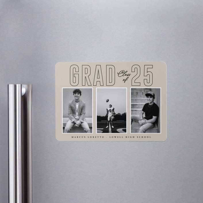 "High Score" - Graduation Announcements in Vanilla by Sherley Ferreira - Magnet Front