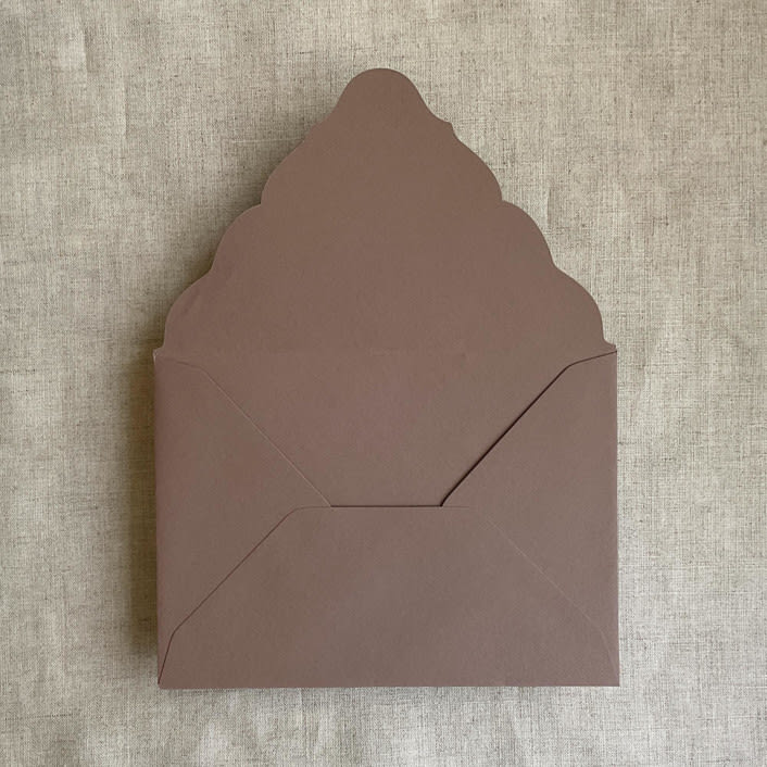 "Suede A7 Venetian  Flap Envelope | Pack of 25" - Envelopes in brown by Ivory Invitations