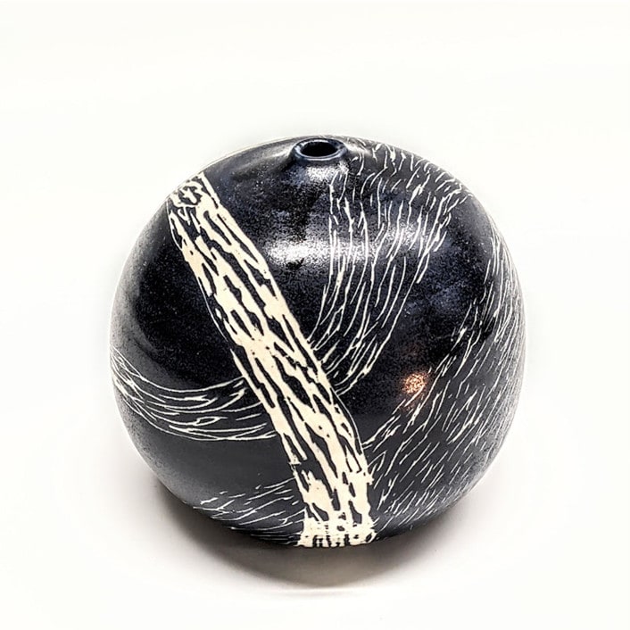 "Round bud vase" - Vases in multicolor by Liz Vigoda