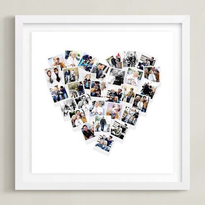 Heart Snapshot Float Mount White Frame