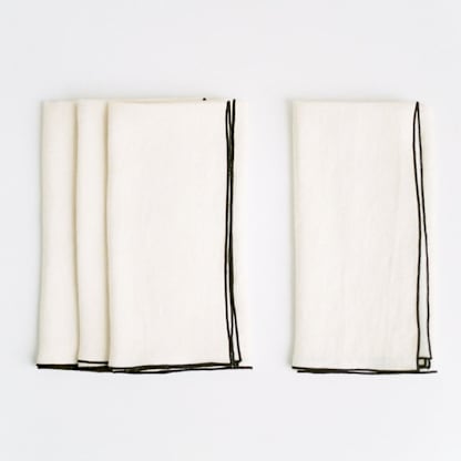 STONE WASHED LINEN NAPKINS // SET OF 4