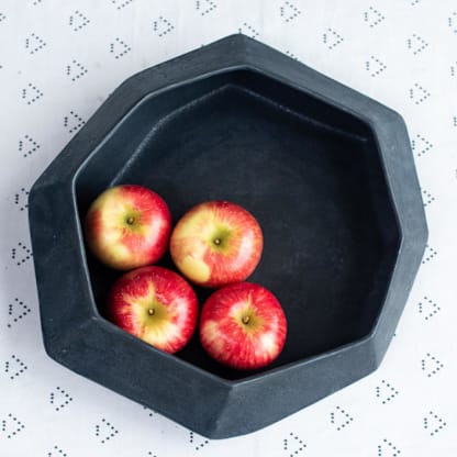 Medium Stone Serving Bowl in Jet Black