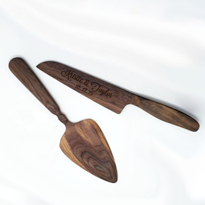 Wooden Engraved Cake Serving Set