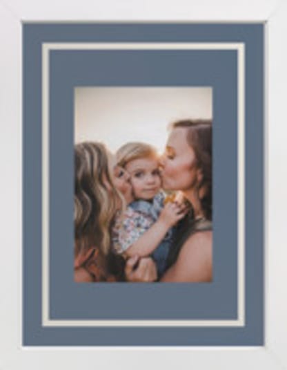 Distant Border: Portrait