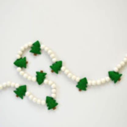 Felt Christmas Garland, Trees & White Felt Balls
