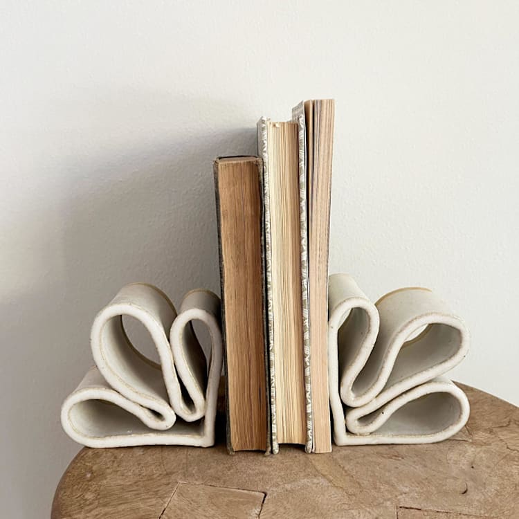 "Fleur Bookends" - Bookends in white by Sidney Field