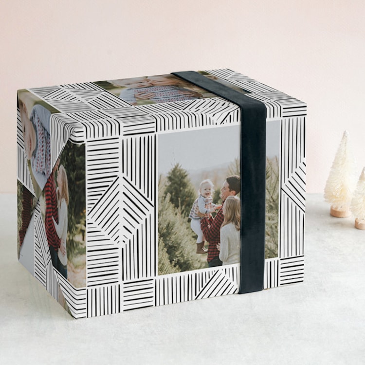 "line doodle photo frames" - Personalized Wrapping Paper in Onyx by Leanne Friedberg - Front