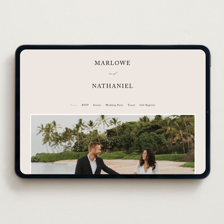 "Astoria" - Wedding Website in Linen by Kelly Schmidt - Desktop Design