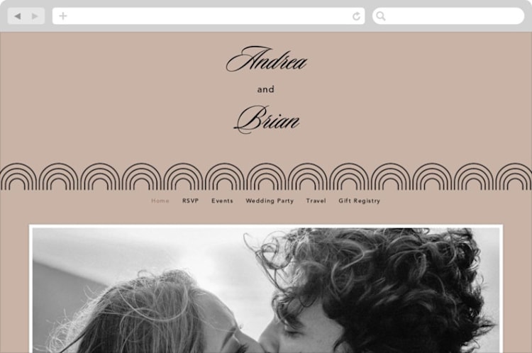 "Initials Circle Arch" - Wedding Website in Latte by FRANI - Desktop Design