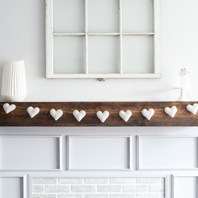 "Heart Garland (Off-White, 6 feet)" - Garlands in white by Nivas Collection