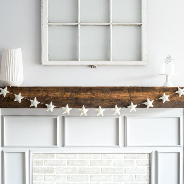 "Star Garland (Off-White, 6 feet)" - Garlands in white by Nivas Collection