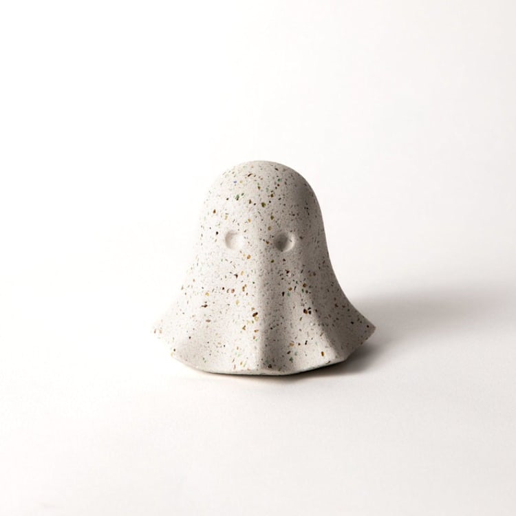 "Ghost, Medium - White Terrazzo" - Decorative Object in white by Pretti.Cool