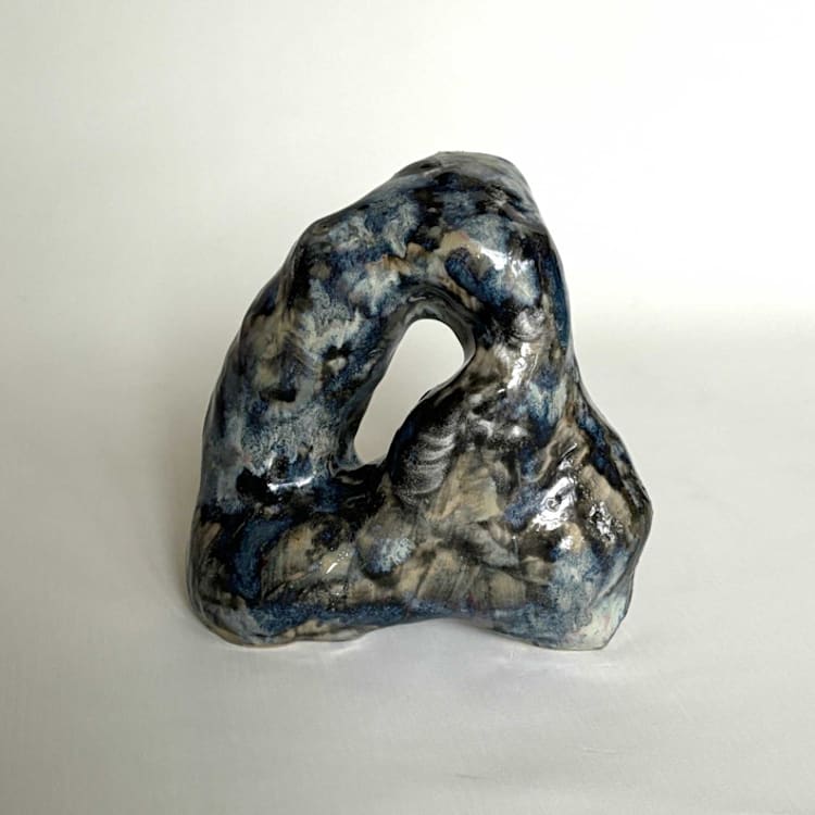 "Running circle" - Original Sculpture in blue by Nina Leth
