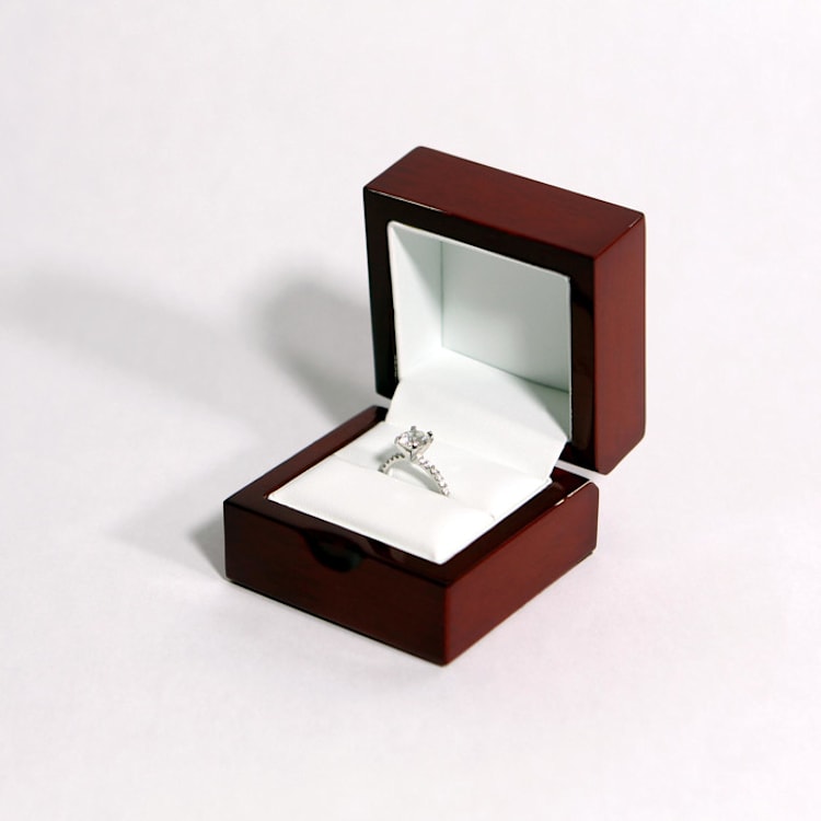 "Glossy Rosewood Ring Box" - Ring Boxes in red by Soulmatebox
