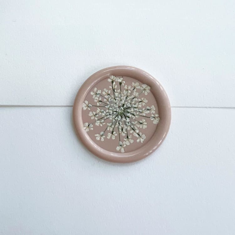 "Queen Anne's Lace Wax Seal in Pink | Pack of 10" - Wax Seals in pink by Caitlin Home