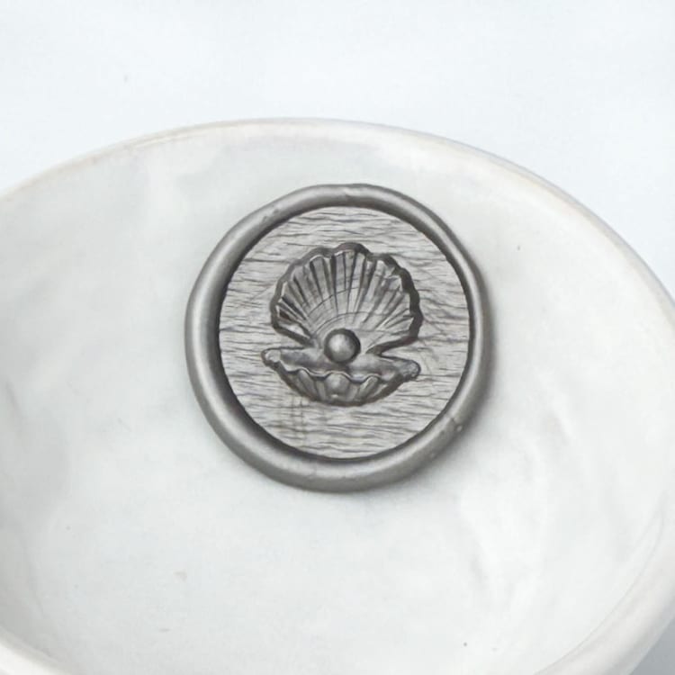 "Clam with Pearl, Pack of 10, Customizable Color" - Wax Seals in multicolorassorted-colors by Abby Choi