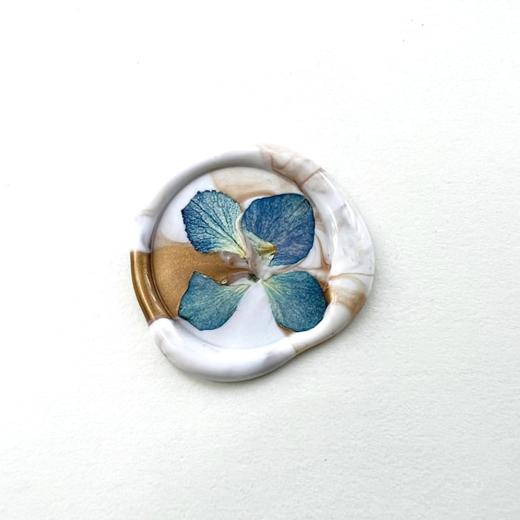 "Blue Hydrangea Wax Seal in White Gold Marble | Pack of 10" - Wax Seals in white by Caitlin Home