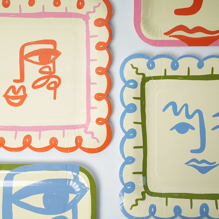 "Art Party Dinner Plates" - Party Plates and Bowls in multicolor by POP Party Supplies