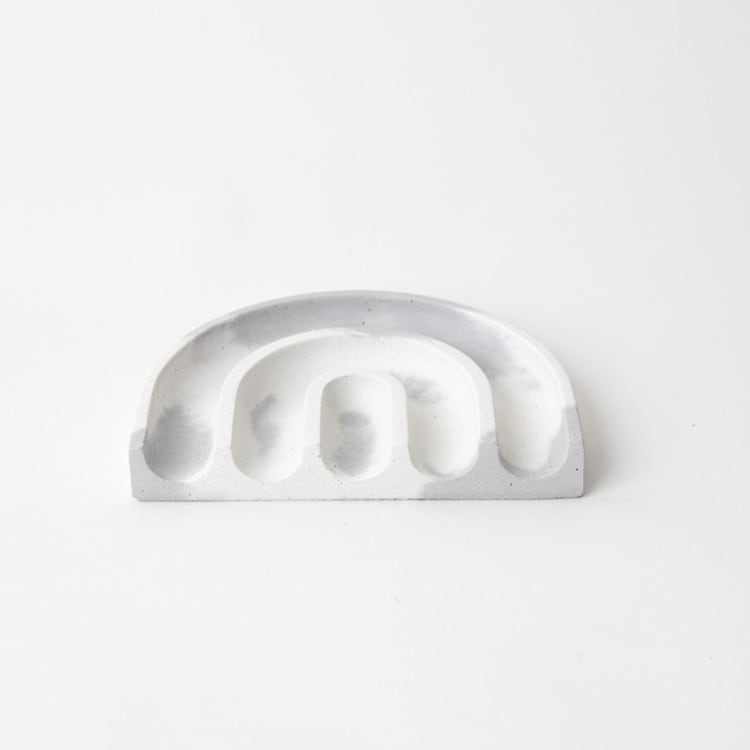 "Grey & White Sponge Rest" - Soap Dish in gray by Pretti.Cool