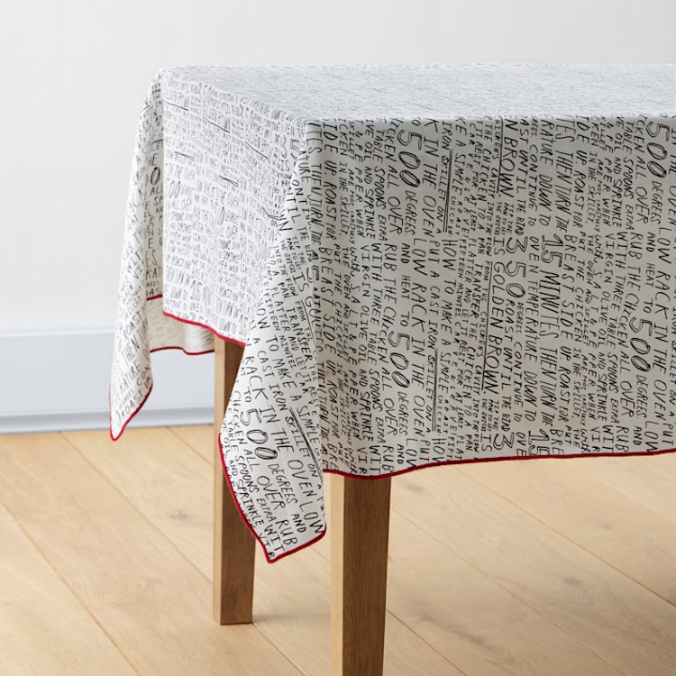 "Roast Chicken" - Tablecloth in Paper by Elliot Stokes - Tablecloth