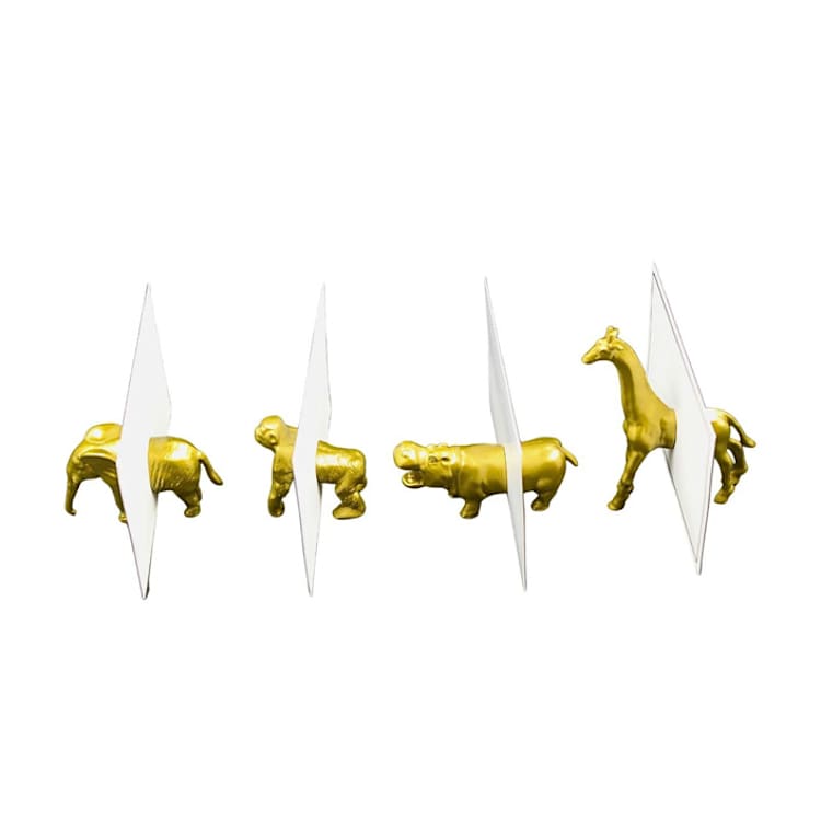 "Gold Safari Animal Magnet Place Card Holder & Party Favor (Set of 40)" - Place Card Holders in gold by Nicole Goldmann