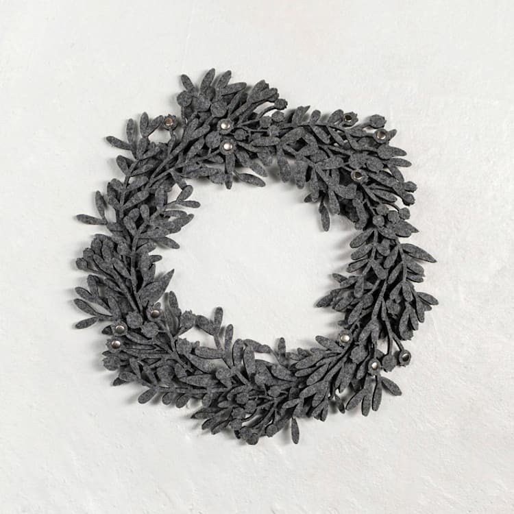 "Gray felt table wreath" - Wreaths in green by Decomundo Home