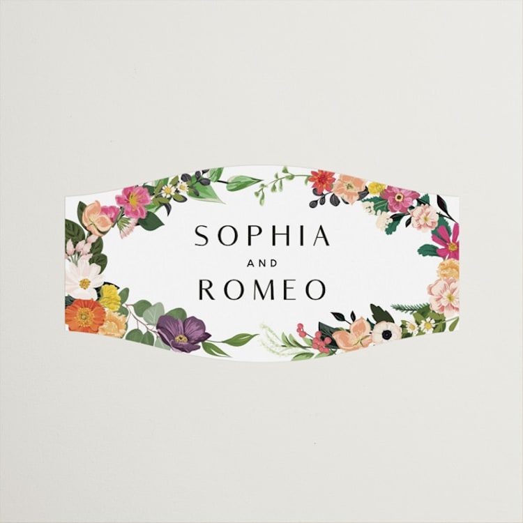 "Secret Garden" - Wedding Favor Stickers in Daisy by Susan Moyal - Front