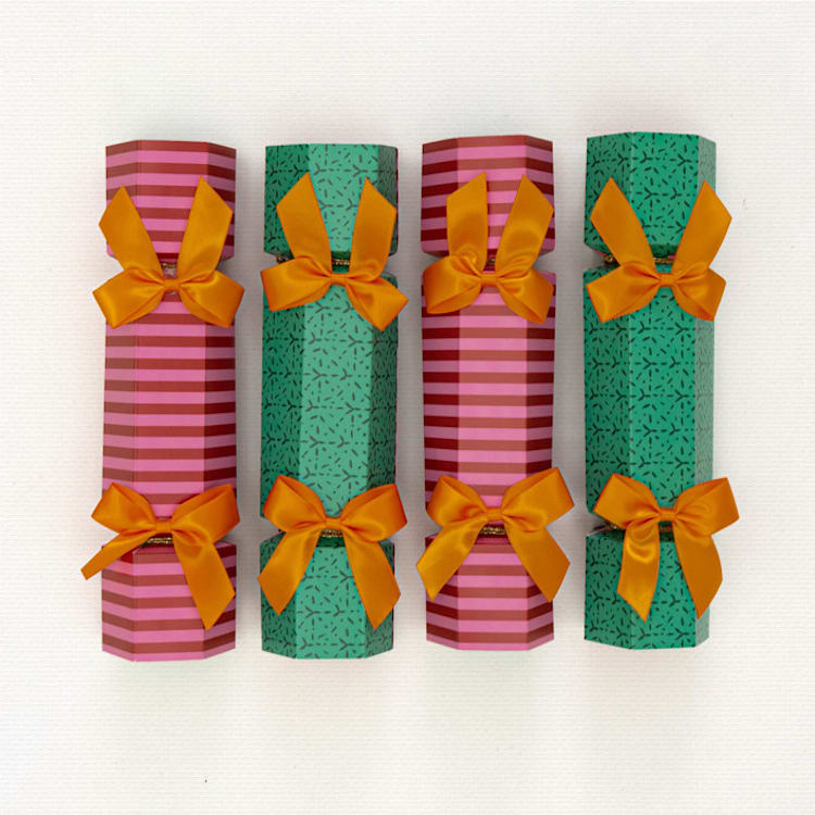 "Luxury Christmas Crackers "Amsterdam"" - Christmas Crackers in pink by Lottie Aldarwish