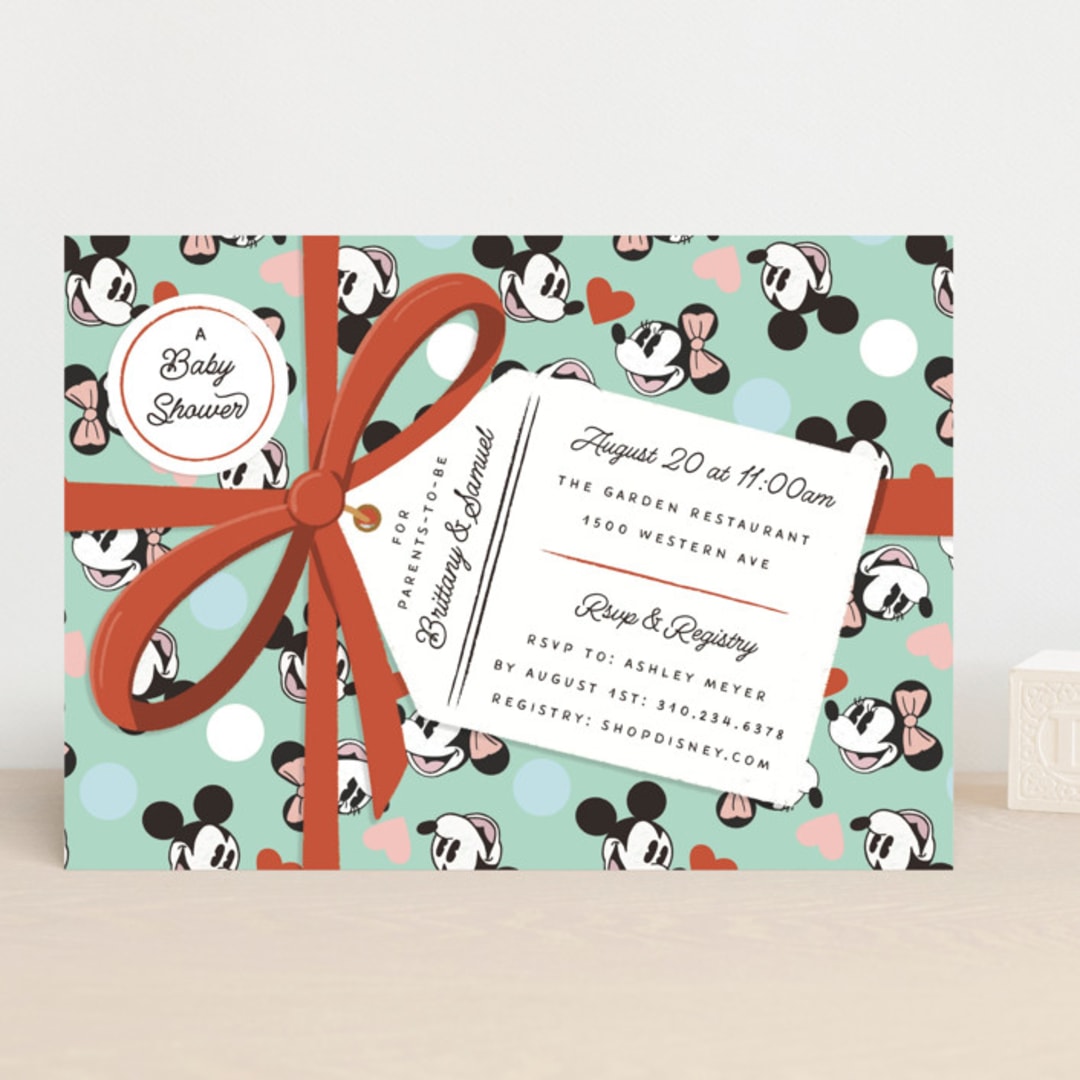 Disney's Mickey & Minnie Gift Box