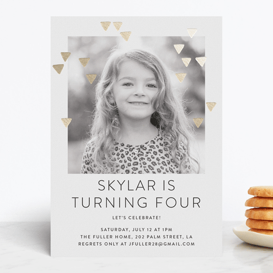 "Modern Glow" - Children's Birthday Party Invitations in Gold by Simona Camp - Front