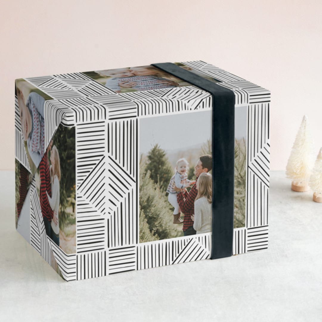 "line doodle photo frames" - Personalized Wrapping Paper in Onyx by Leanne Friedberg - Front