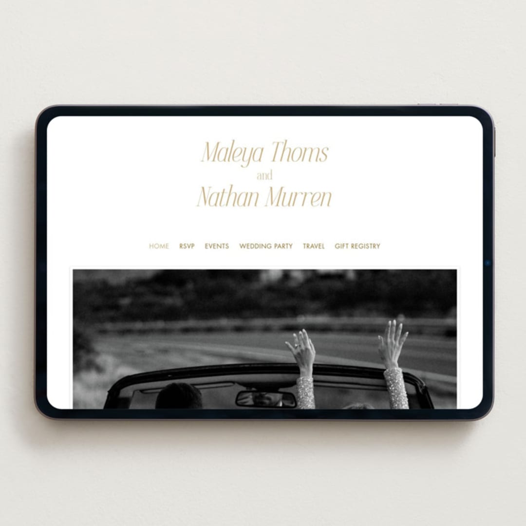 "Magazine" - Wedding Website in Lace by Kaydi Bishop - Desktop Design