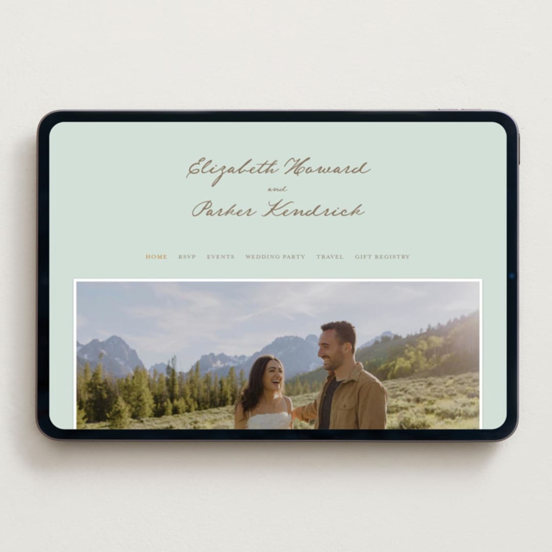 "Mountain Love" - Wedding Website in Dew by Petra Kern - Desktop Design