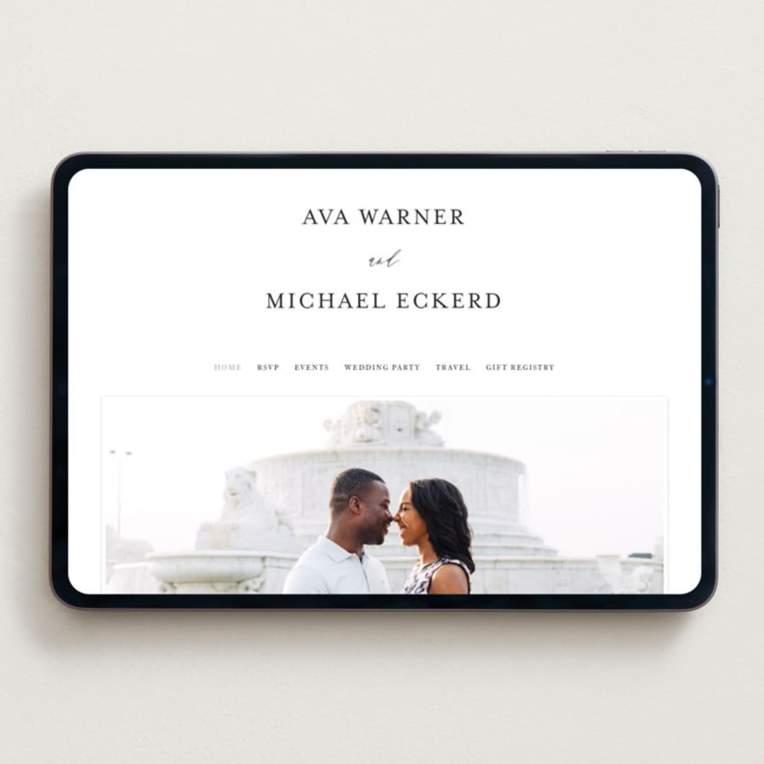 "Delicate" - Wedding Website in Obsidian by Jennifer Postorino - Desktop Design