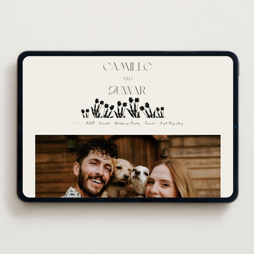 "la graine" - Wedding Website in Onyx by Alaina Cherup - Desktop Design