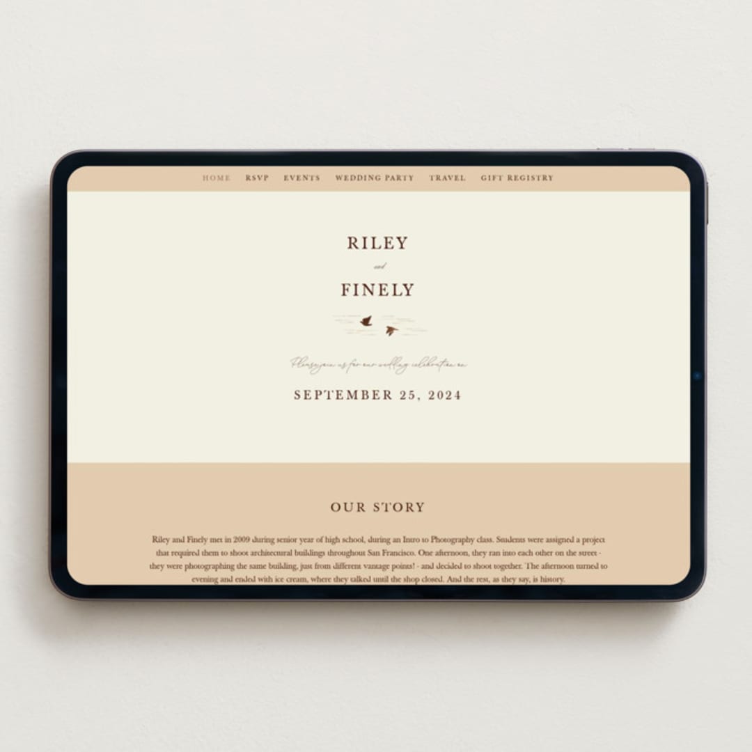 "In the country" - Wedding Website in Chestnut by Paper Sun Studio - Desktop Design