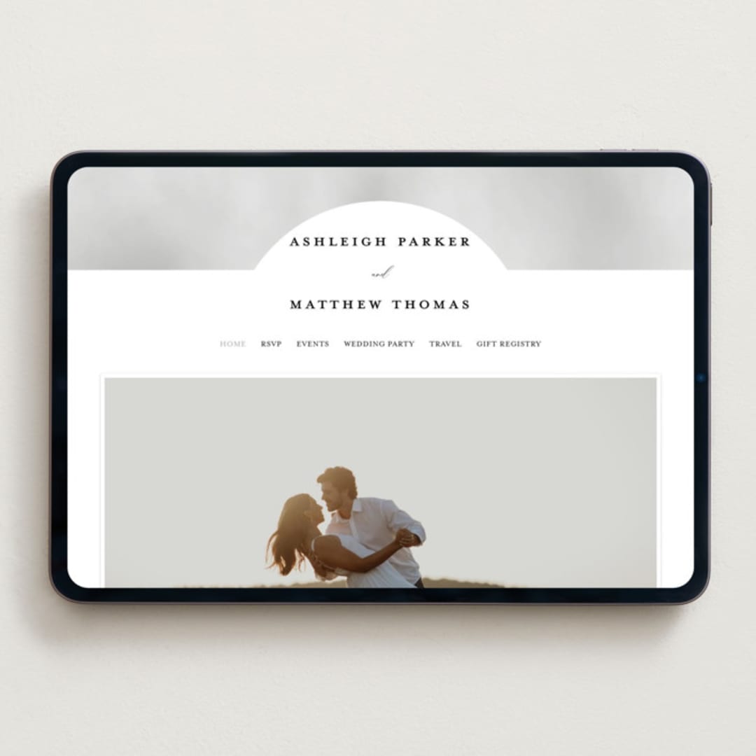 "Panoramic" - Wedding Website in Cloud by Heather Schertzer - Desktop Design