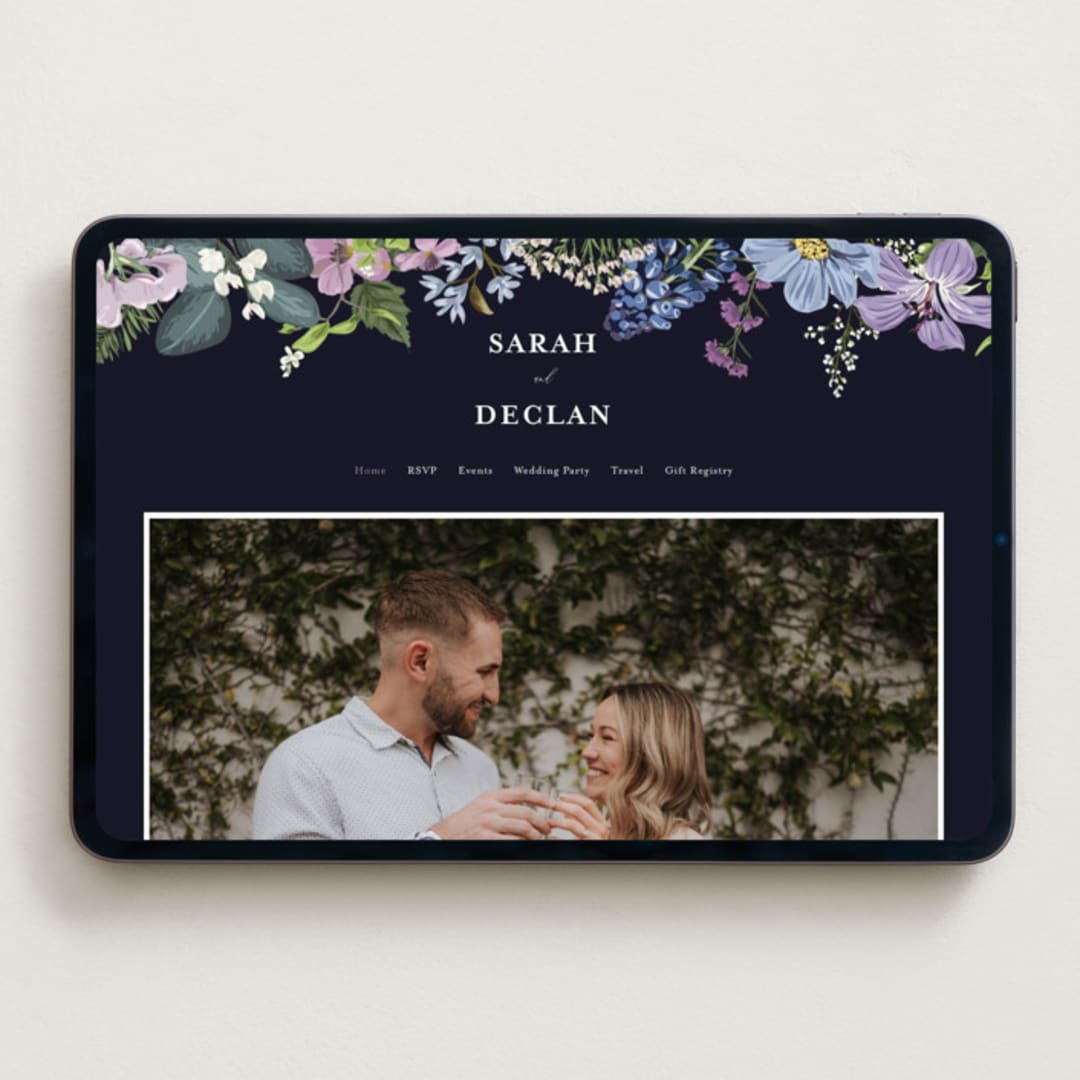 "Lilac Bloom" - Wedding Website in Lilac by Susan Moyal - Desktop Design