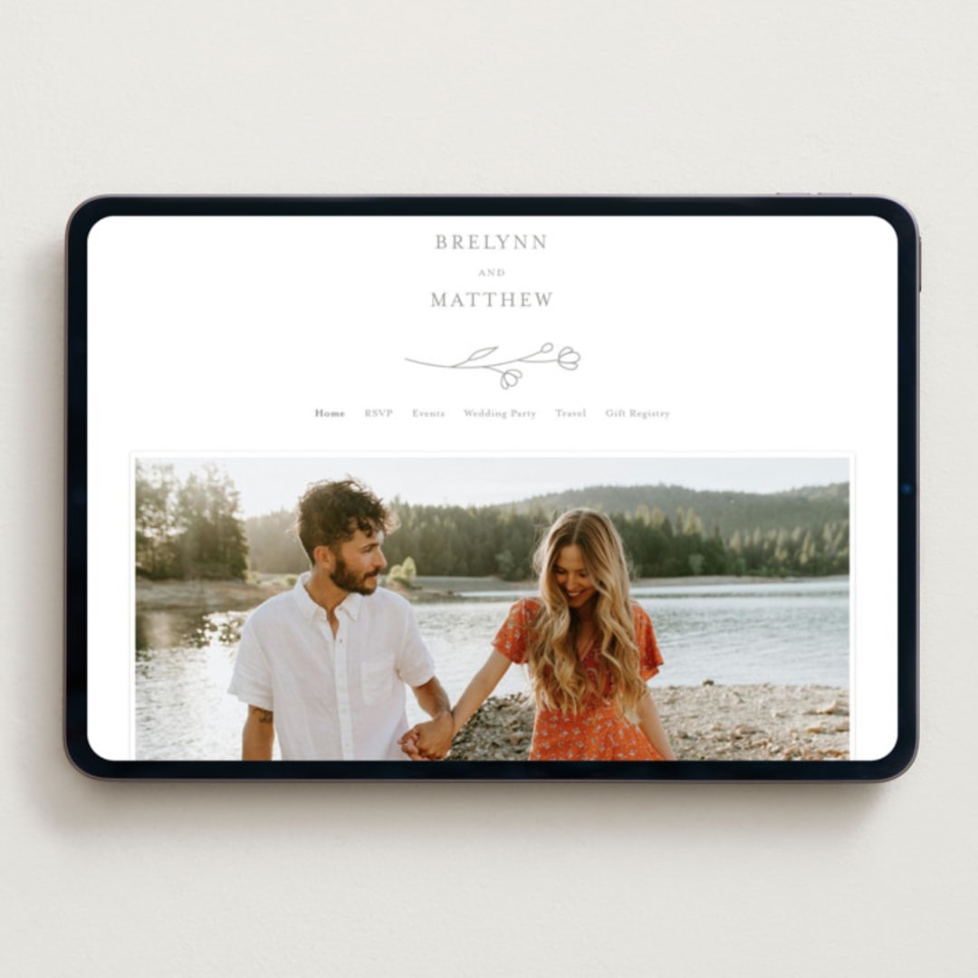 "Essence" - Wedding Website in Ash by Jennifer Postorino - Desktop Design