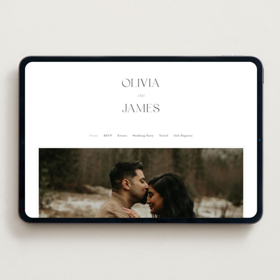 "Bold Names" - Wedding Website in Soft Balck by Vera Lim - Desktop Design