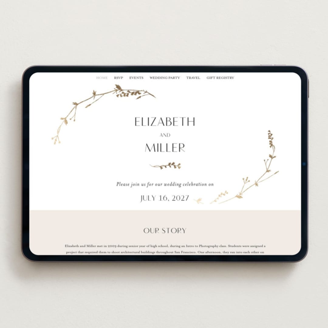 "Vine Wrap" - Wedding Website in Cotton by Amy Kross - Desktop Design