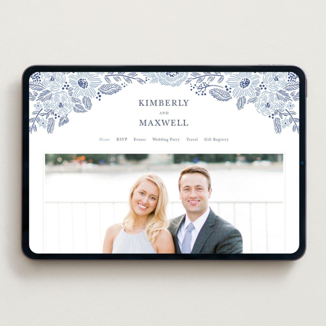 "Chantilly" - Wedding Website in Aegean by Tamara Hilje - Desktop Design