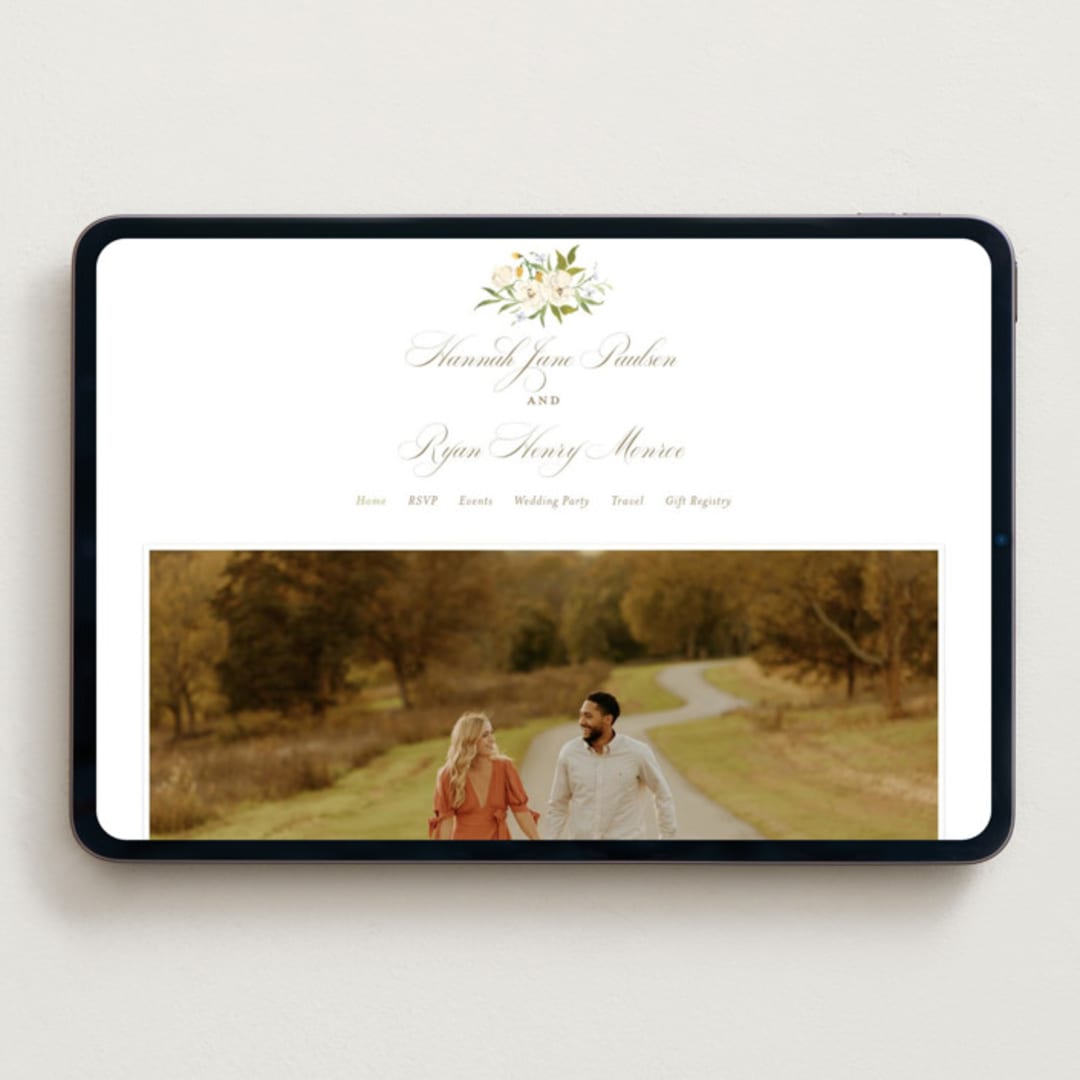 "Avalon" - Wedding Website in Chiffon by Everett Paper Goods - Desktop Design