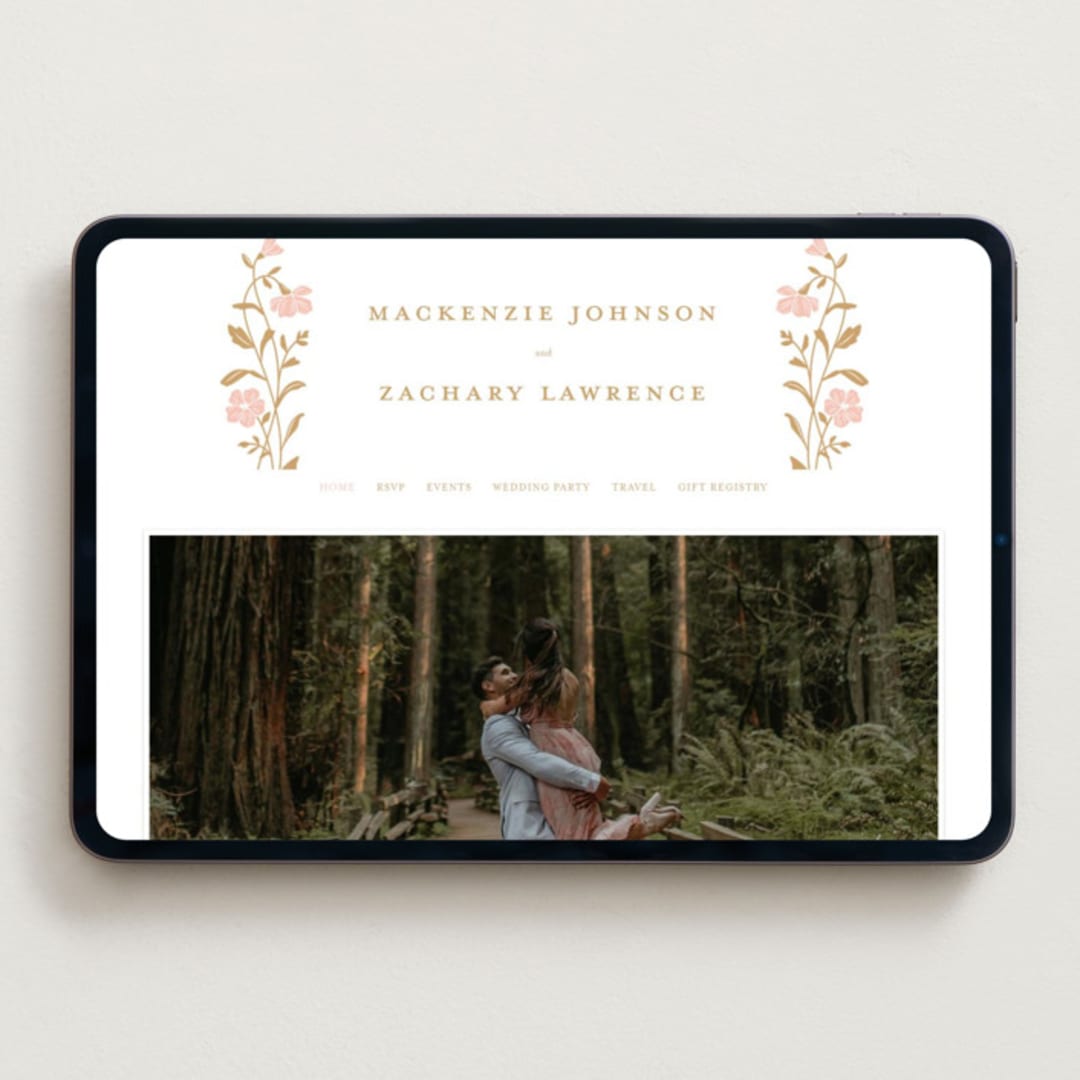"Mirror Floral" - Wedding Website in Faux Gold by Everett Paper Goods - Desktop Design