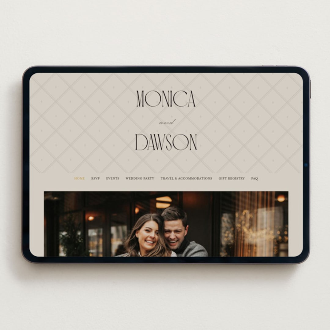 "Luxe Lines" - Wedding Website in Champagne by Kristin Oliversen - Desktop Design