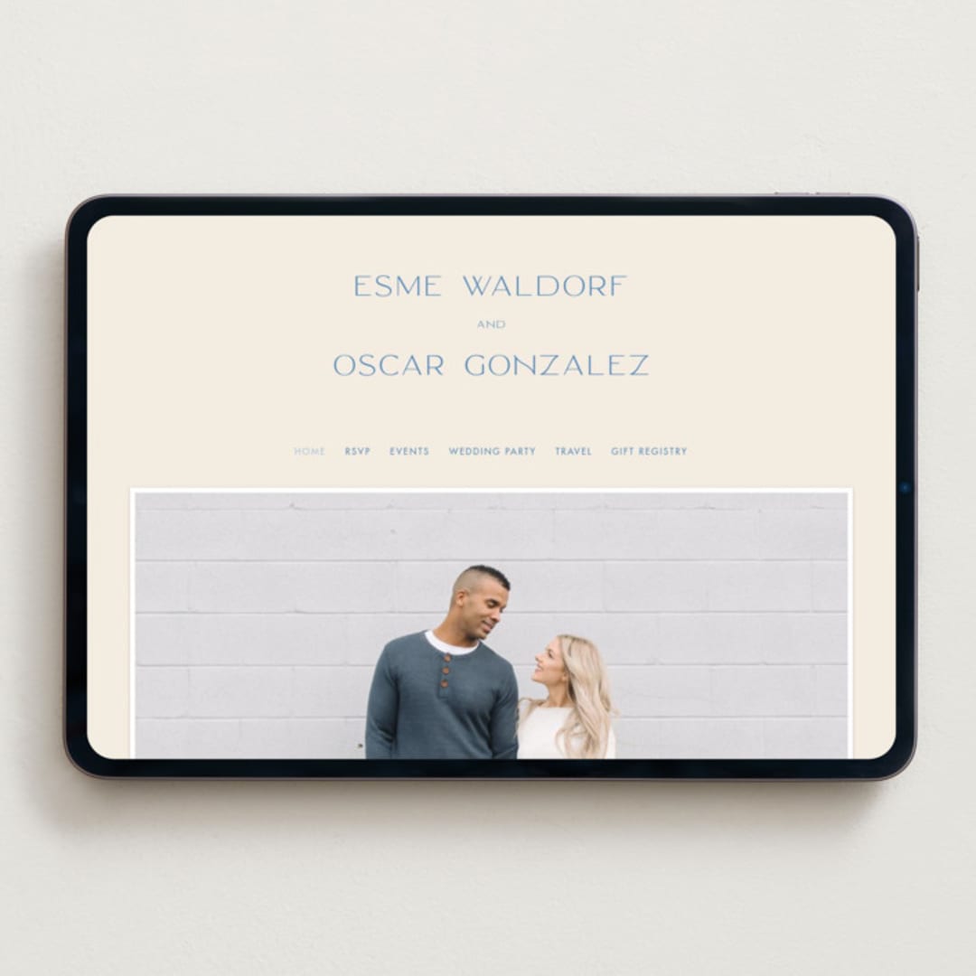 "Brooklyn" - Wedding Website in Cerulean by Ellen Schlegelmilch - Desktop Design
