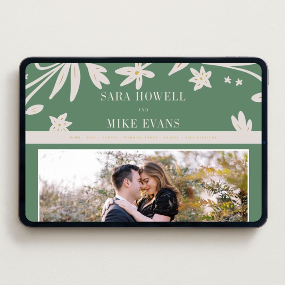 "Friendly Flowers" - Wedding Website in Emerald by Ani Somi - Desktop Design