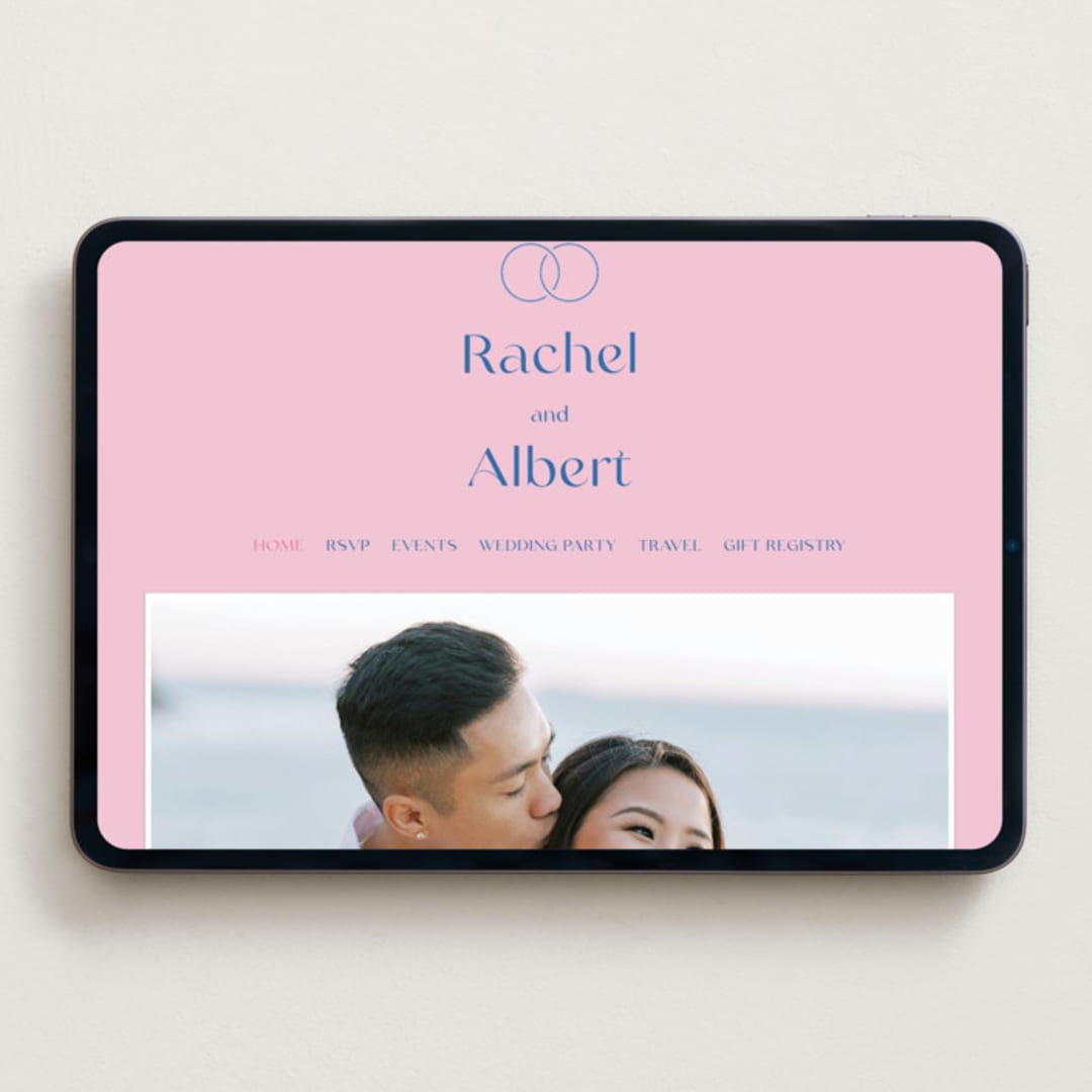 "Connected" - Wedding Website in Marseille by Claudia Orengo - Desktop Design